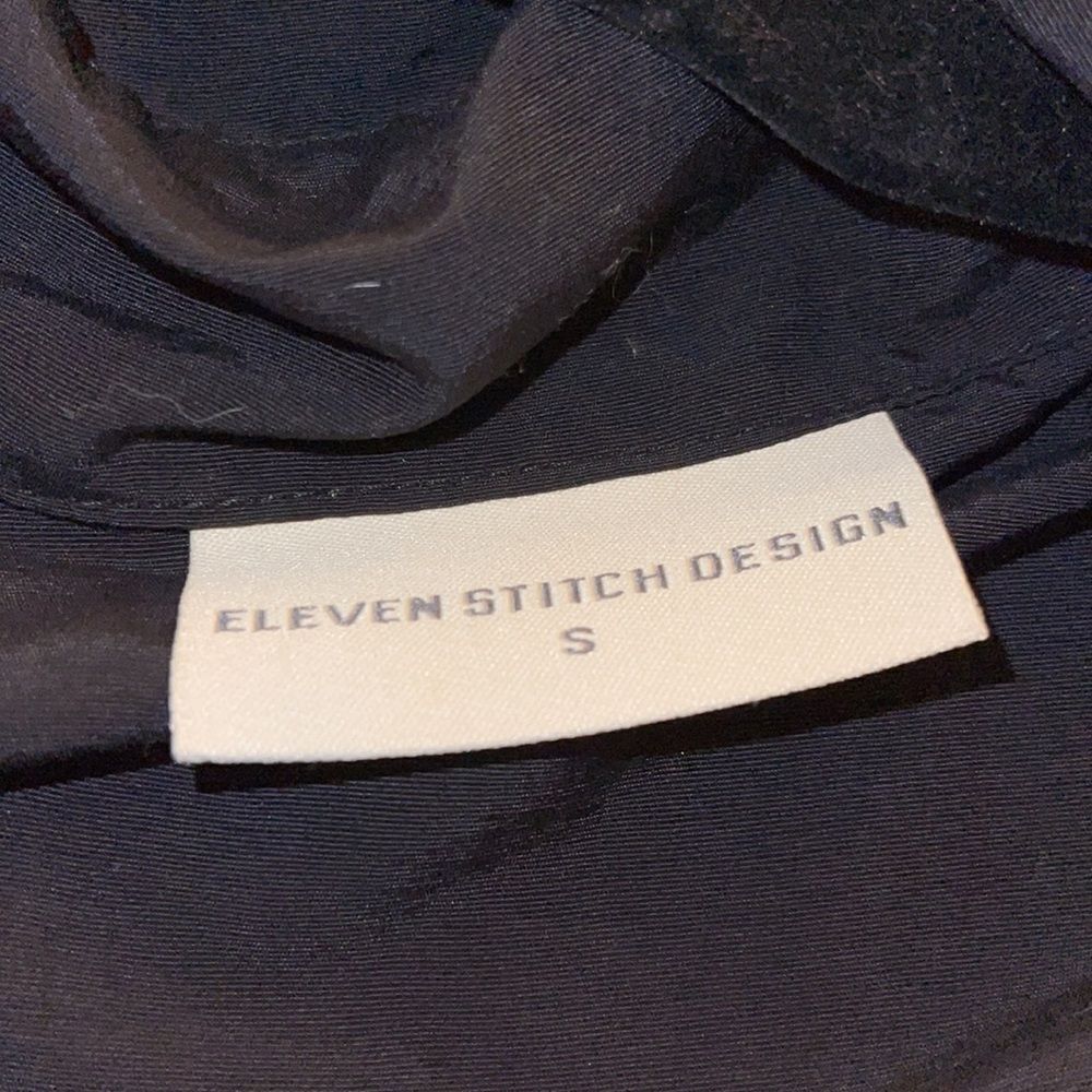 Eleven Stitch Design Jacket - Picture 6 of 7